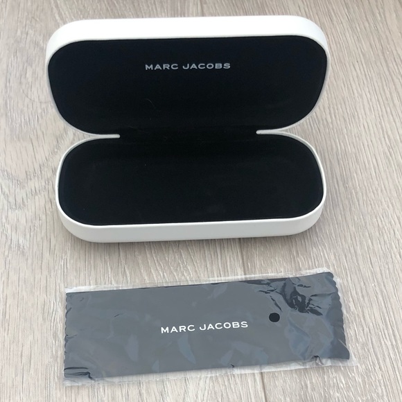 Marc Jacobs women’s sunglasses - Picture 2 of 4